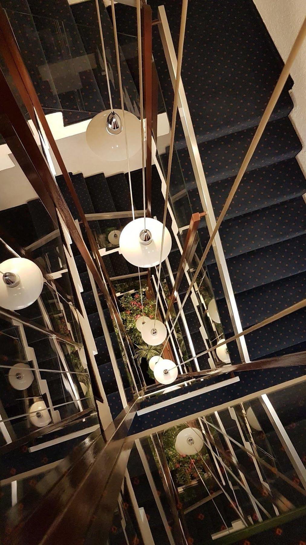 Hostellerie De La Vendee Lancy Екстериор снимка